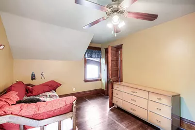 106 N Pine Street, Chaska, MN 55318 - Photo 20