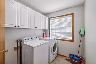 18716 Kalmar Ct, Lakeville, MN 55044 - Photo 24
