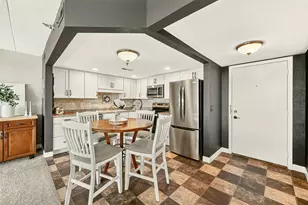 625 19th St NW, Rochester, MN 55901 - Photo 2