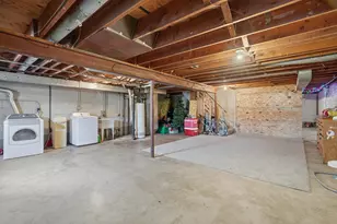 1561 Clarence St, Saint Paul, MN 55106 - Photo 16