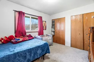 1561 Clarence St, Saint Paul, MN 55106 - Photo 10