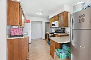 1561 Clarence St, Saint Paul, MN 55106 - Photo 6