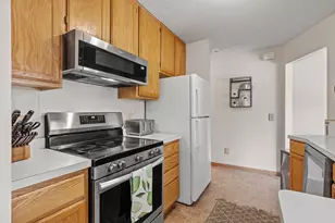 14282 Empire Ave, Apple Valley, MN 55124 - Photo 10