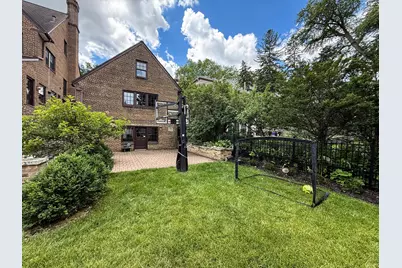 909 8th Street SW, Rochester, MN 55902 - Photo 60