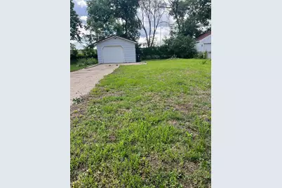 809 South Avenue, North Mankato, MN 56003 - Photo 1