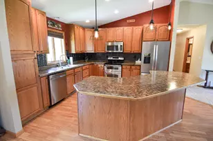 506 E Bakke Ave, Newfolden, MN 56738 - Photo 10