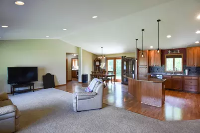 506 E Bakke Avenue, Newfolden, MN 56738 - Photo 6