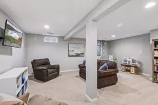 628 Eagle Ridge Rd, Woodbury, MN 55125 - Photo 28