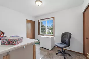 9445 Hillingdon Rd, Woodbury, MN 55125 - Photo 20
