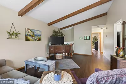 266 Hallam Curve, Mahtomedi, MN 55115 - Photo 6