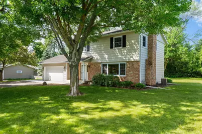 2105 Urbandale Lane N, Plymouth, MN 55447 - Photo 2