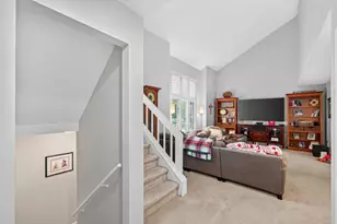 7001 Beacon Cir, Eden Prairie, MN 55346 - Photo 6