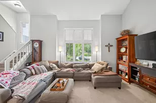 7001 Beacon Cir, Eden Prairie, MN 55346 - Photo 8