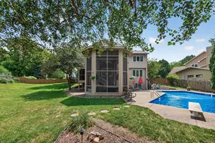 7001 Beacon Cir, Eden Prairie, MN 55346 - Photo 36