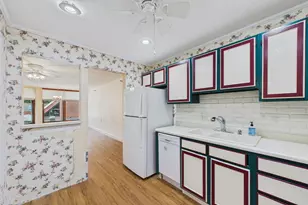 500 County Road B W, Roseville, MN 55113 - Photo 14