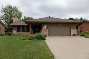 1956 Dorathea Blvd, Worthington, MN 56187 - Photo 4