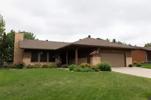 1956 Dorathea Blvd, Worthington, MN 56187 - Photo 2