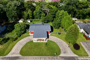 2424 Riverview Heights Dr NE, Rochester, MN 55906 - Photo 2