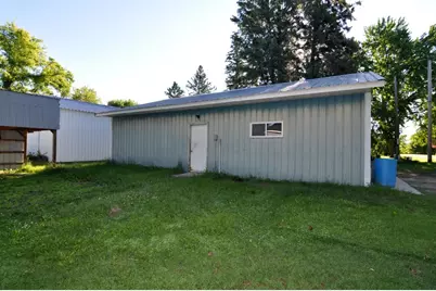 390 Pleasant Avenue SE, Akeley, MN 56433 - Photo 2