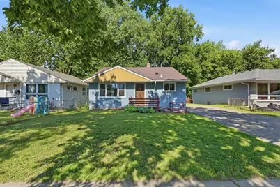 2319 Nokomis Avenue, Saint Paul, MN 55119 - Photo 2