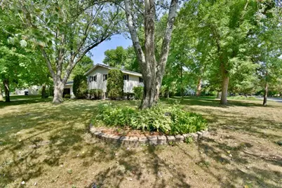 801 Maywood Drive, Saint Cloud, MN 56303 - Photo 2