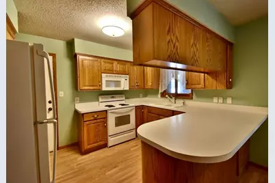801 Maywood Drive, Saint Cloud, MN 56303 - Photo 4
