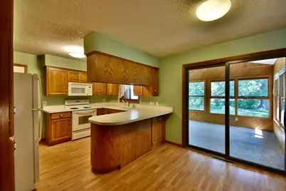 801 Maywood Drive, Saint Cloud, MN 56303 - Photo 6
