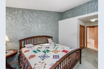 2144 Albemarle Court N, Roseville, MN 55113 - Photo 18