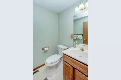 2144 Albemarle Court N, Roseville, MN 55113 - Photo 26