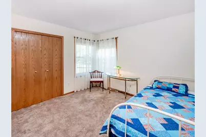 2144 Albemarle Court N, Roseville, MN 55113 - Photo 24