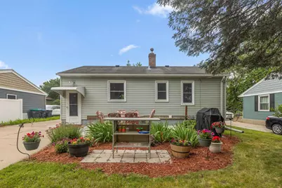 2711 5th Avenue E, North Saint Paul, MN 55109 - Photo 32