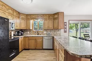 1365 7th St, Dawson, MN 56232 - Photo 4