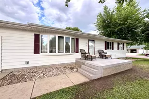 1365 7th St, Dawson, MN 56232 - Photo 2