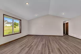 5869 Deer St, Monticello, MN 55362 - Photo 10