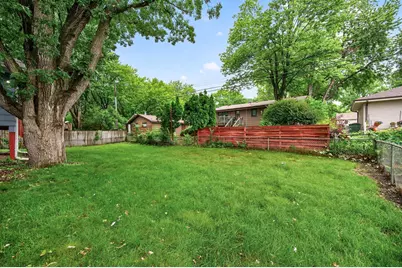 321 Hugo Street NE, Fridley, MN 55432 - Photo 30