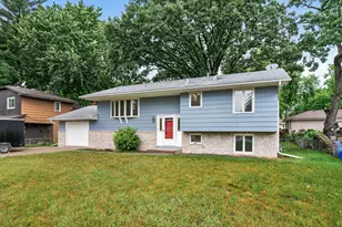 321 Hugo St NE, Fridley, MN 55432 - Photo 2