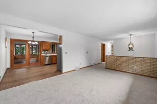 321 Hugo St NE, Fridley, MN 55432 - Photo 6