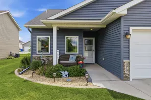 676 16th St S, Sartell, MN 56377 - Photo 4