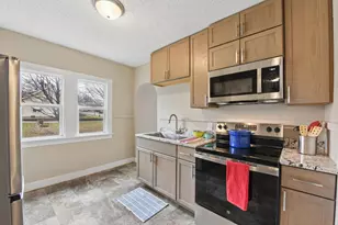 2155 Reaney Ave E, Saint Paul, MN 55119 - Photo 6