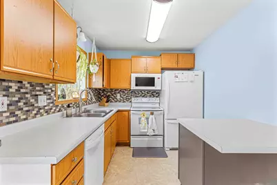 3915 34th Street S, Fargo, ND 58104 - Photo 8