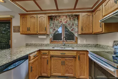 1905 Prairie Hill Road, Saint Cloud, MN 56301 - Photo 8