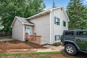 924 9th Ave SE, Minneapolis, MN 55414 - Photo 2