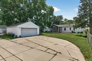 6618 Fairview Ave N, Crystal, MN 55428 - Photo 16