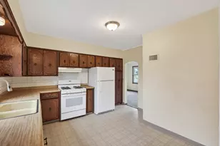 207 1st St SW, New Prague, MN 56071 - Photo 8