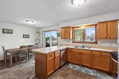 14620 Hayes Road, Apple Valley, MN 55124 - Photo 14