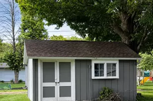 328 Park St, Sherburn, MN 56171 - Photo 4