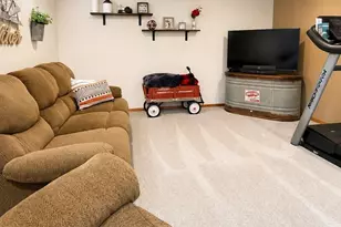 328 Park St, Sherburn, MN 56171 - Photo 24