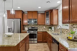 3981 Cedar Grove Ln, Eagan, MN 55122 - Photo 4
