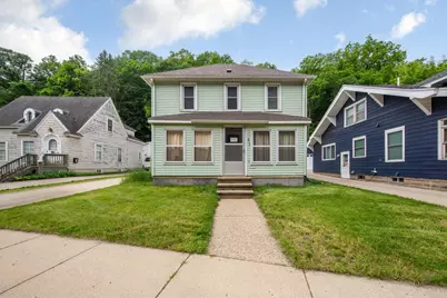 413 Glenwood Avenue, Mankato, MN 56001 - Photo 2