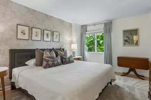 210 W Grant St, Minneapolis, MN 55403 - Photo 10